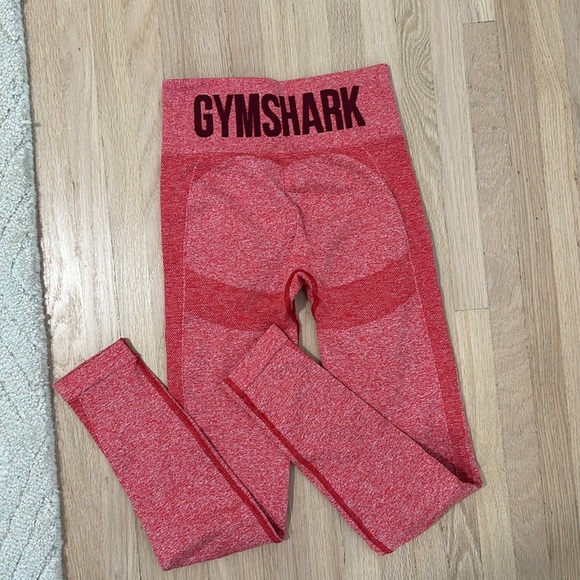 Gymshark red bra and leggings set - Picture 5 of 5